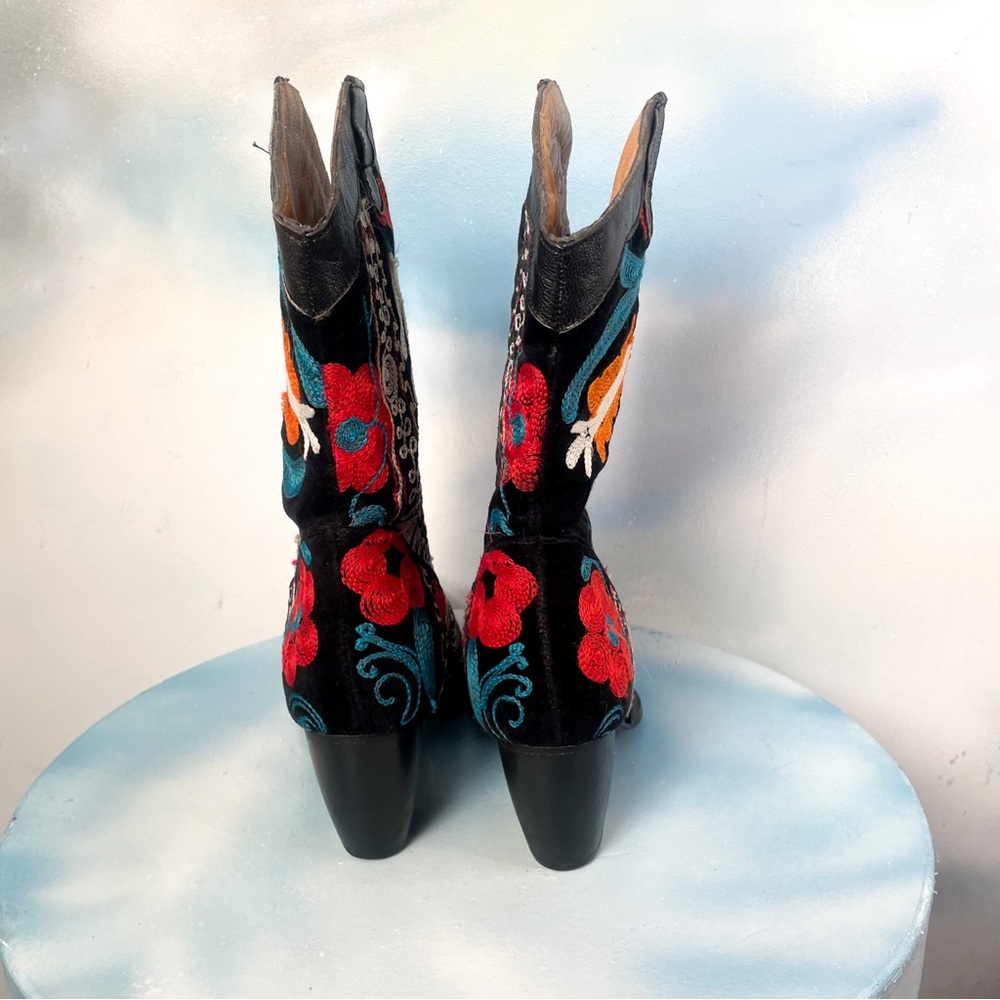 Julie Miles embroidered cowboy boot - Picture 5 of 11